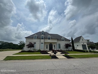111 Belle Helene Ct, Lafayette, LA 70508