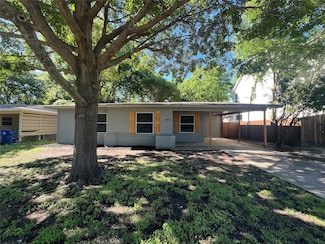 5853 Coleman St, Westworth Village, TX 76114