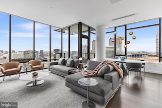 1911 Walnut St Unit S3, Philadelphia, PA 19103