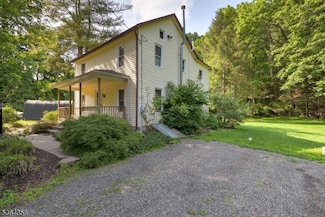 2056 State Route 31, Glen Gardner, NJ 08826