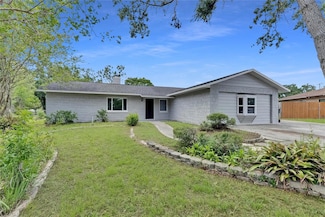 1237 Oak Valley Dr, Seffner, FL 33584