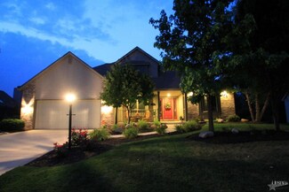 2210 Greythorn Dr, Fort Wayne, IN 46815