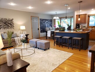 501 24th St NW, Minot, ND 58703