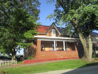 8262 NW Main St, Milledgeville, OH 43142