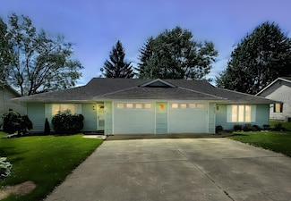 607 Pine Run, Angola, IN 46703