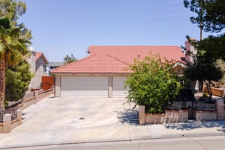 38522 Desert Flower Dr, Palmdale, CA 93551
