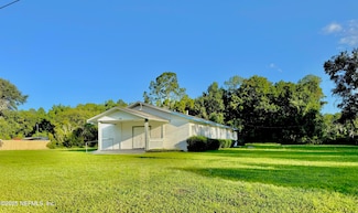 101 Sesame St, Palatka, FL 32177