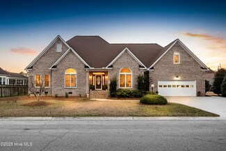 402 Mary Beth Dr, Greenville, NC 27858