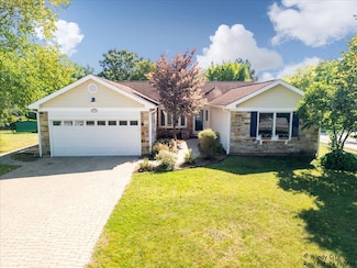 721 Brentwood Ct, Algonquin, IL 60102