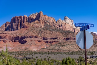 2495 Navajo Cir, Springdale, UT 84767