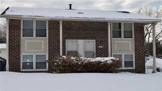 3414 SW 42nd St, Des Moines, IA 50321