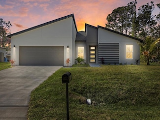 24349 SW Kingsway Cir, Lake Suzy, FL 34269