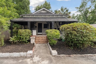 1025 W 40th St, Savannah, GA 31415