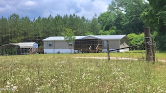 4670 Bartow Rd, Greenwood, FL 32443