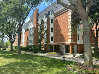 50 Lake Blvd Unit 627, Buffalo Grove, IL 60089