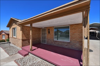 5107 Raymond Jays Rd, El Paso, TX 79903