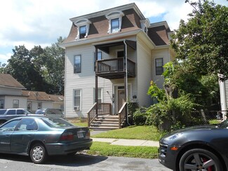 104 Bancroft St, Springfield, MA 01107