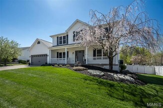 412 Clarendon Ln, Saint Charles, MO 63301
