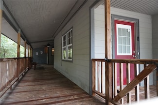 280 Linn St, Onalaska, TX 77360