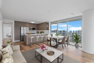 1515 Liona St Unit 3718, Honolulu, HI 96814