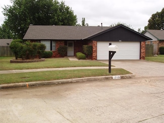 1716 Sandalwood Dr, Norman, OK 73071