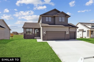 818 31st Ct SW, Altoona, IA 50009