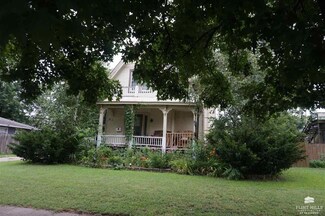 1005 NW 3rd St, Abilene, KS 67410