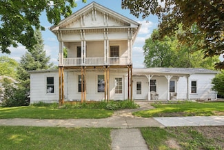 111 Washington St, Clinton, MI 49236