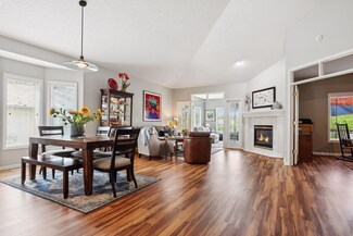 10346 Tuscany Way, Eden Prairie, MN 55347