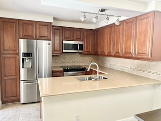 8175 Boca Rio Dr, Boca Raton, FL 33433