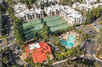 5500 Owensmouth Ave Unit 331, Woodland Hills, CA 91367
