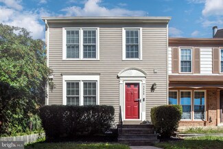 5434 New London Park Dr, Fairfax, VA 22032