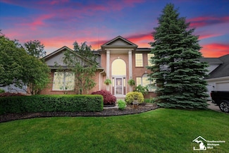 27679 E Mockingbird Dr, Flat Rock, MI 48134