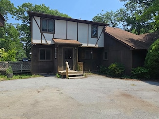 4714 W 121st Ave, Crown Point, IN 46307