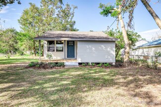 711 N Nashua Ave, Fort Meade, FL 33841