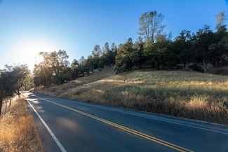 16297 Dog Bar Rd, Grass Valley, CA 95949