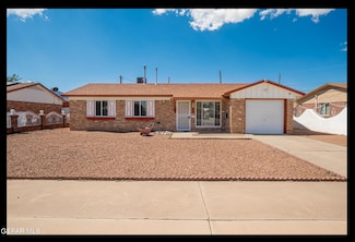 10237 Curlew Ln, El Paso, TX 79924