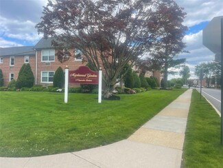 130 S Park Ave Unit 1-HH, Rockville Centre, NY 11570