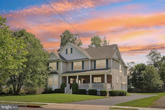 567 S Main St, Hightstown, NJ 08520
