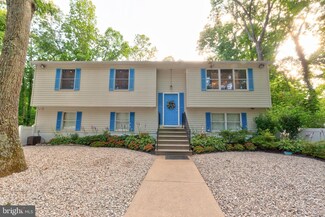 481 Violet St, Franklinville, NJ 08322