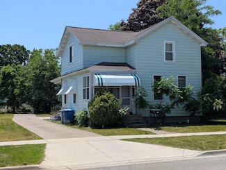1236 Fulton Ave, Grand Haven, MI 49417