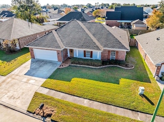 411 Lancaster Dr, Houma, LA 70360