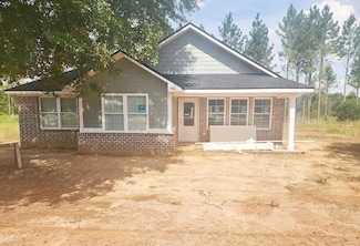 906 Lockett Station Rd, Albany, GA 31721