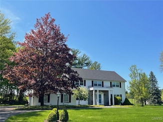 624 Deerfield Dr, Oneida, NY 13421
