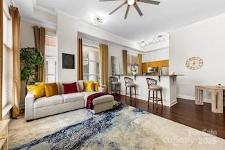 1315 E E Blvd Unit 204, Charlotte, NC 28203