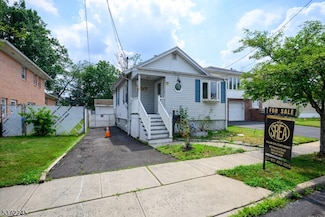 307 Lincoln St, Linden, NJ 07036