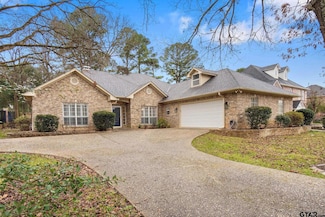 660 Bunker Dr, Tyler, TX 75703