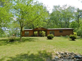 6613 E Palmers Dr, Monticello, IN 47960