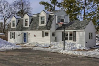 19 Riverside Dr, Fremont, NH 03044
