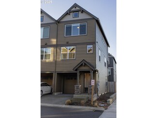 153 SW Howard Place, Troutdale, OR 97060
